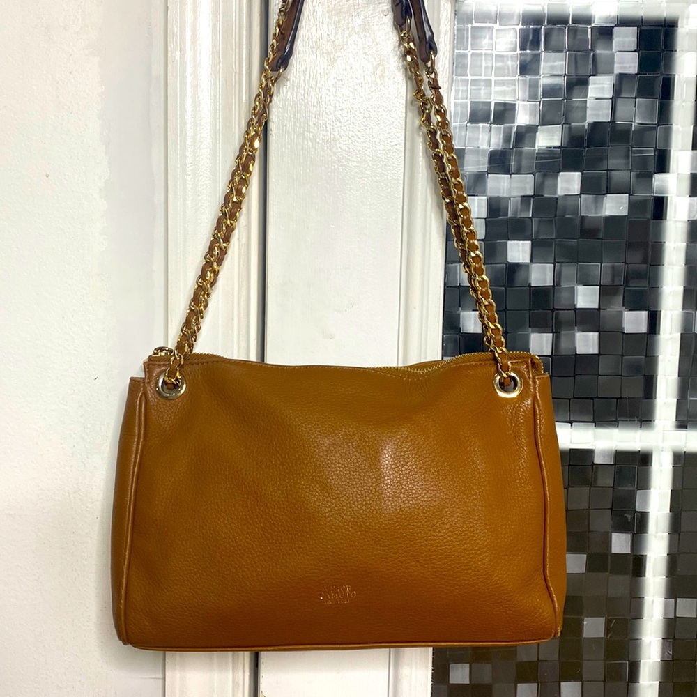 💕 Vince camuto tan dark rum leather medium shoulder bag 💕